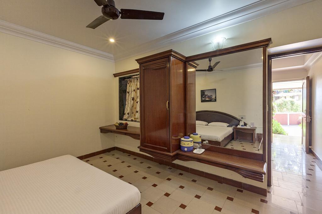 Shreyas Hotel ماهاباليشوار الغرفة الصورة