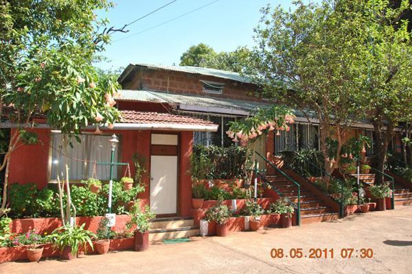 Shreyas Hotel ماهاباليشوار المظهر الخارجي الصورة