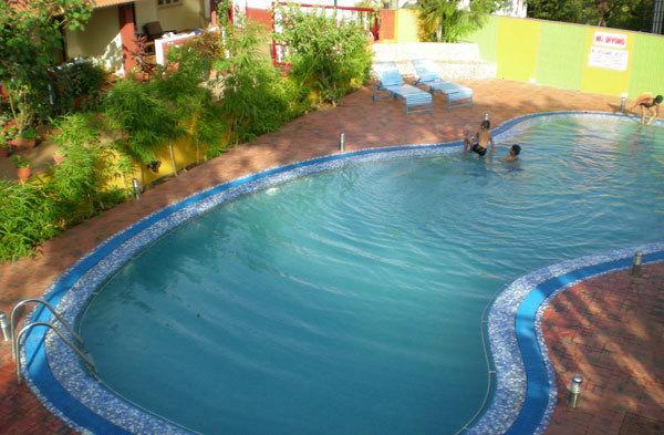 Shreyas Hotel ماهاباليشوار المظهر الخارجي الصورة