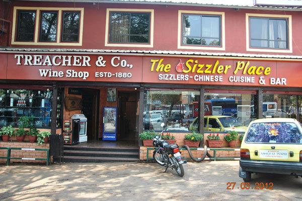 Shreyas Hotel ماهاباليشوار المظهر الخارجي الصورة